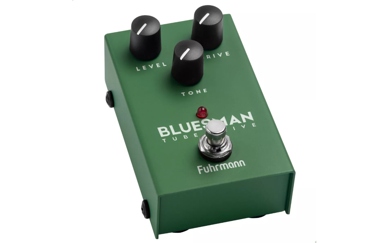 A imagem mostra um pedal fuhrmann bluesman tube drive td20 em um fundo branco.
