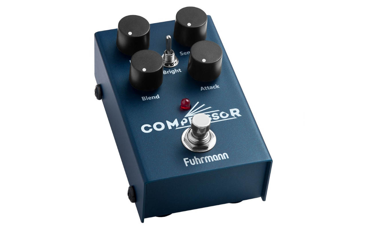 A imagem mostra um Fuhrmann Compressor CM10 em um fundo branco